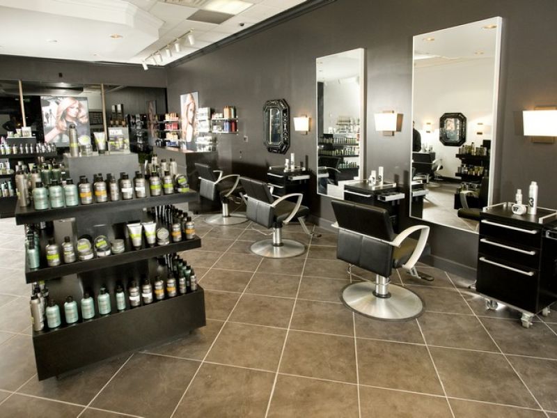 5th Ave. Salon Spa & Limo
 1